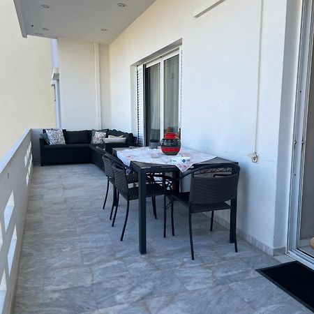 Christina_Apt Chania  Luaran gambar