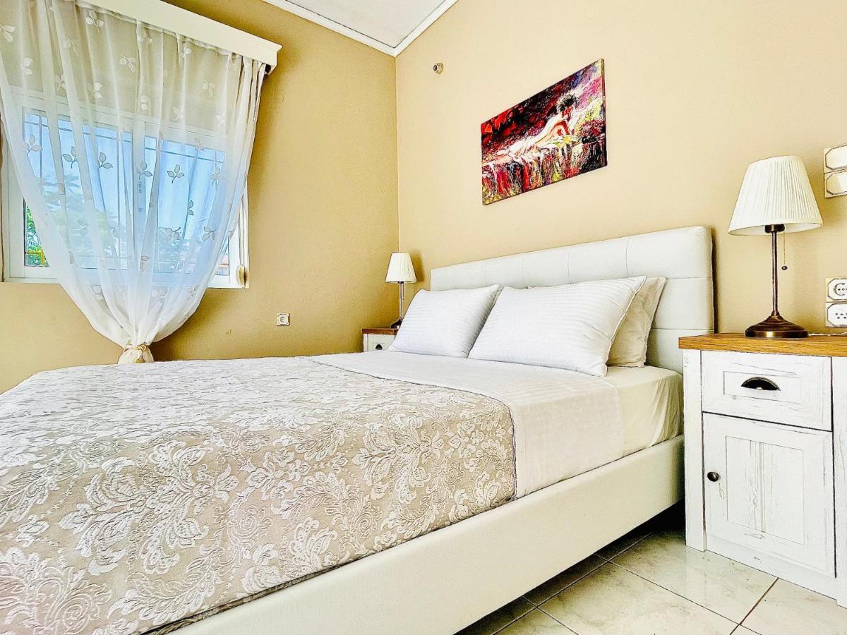 Christina_Apt Chania  Luaran gambar