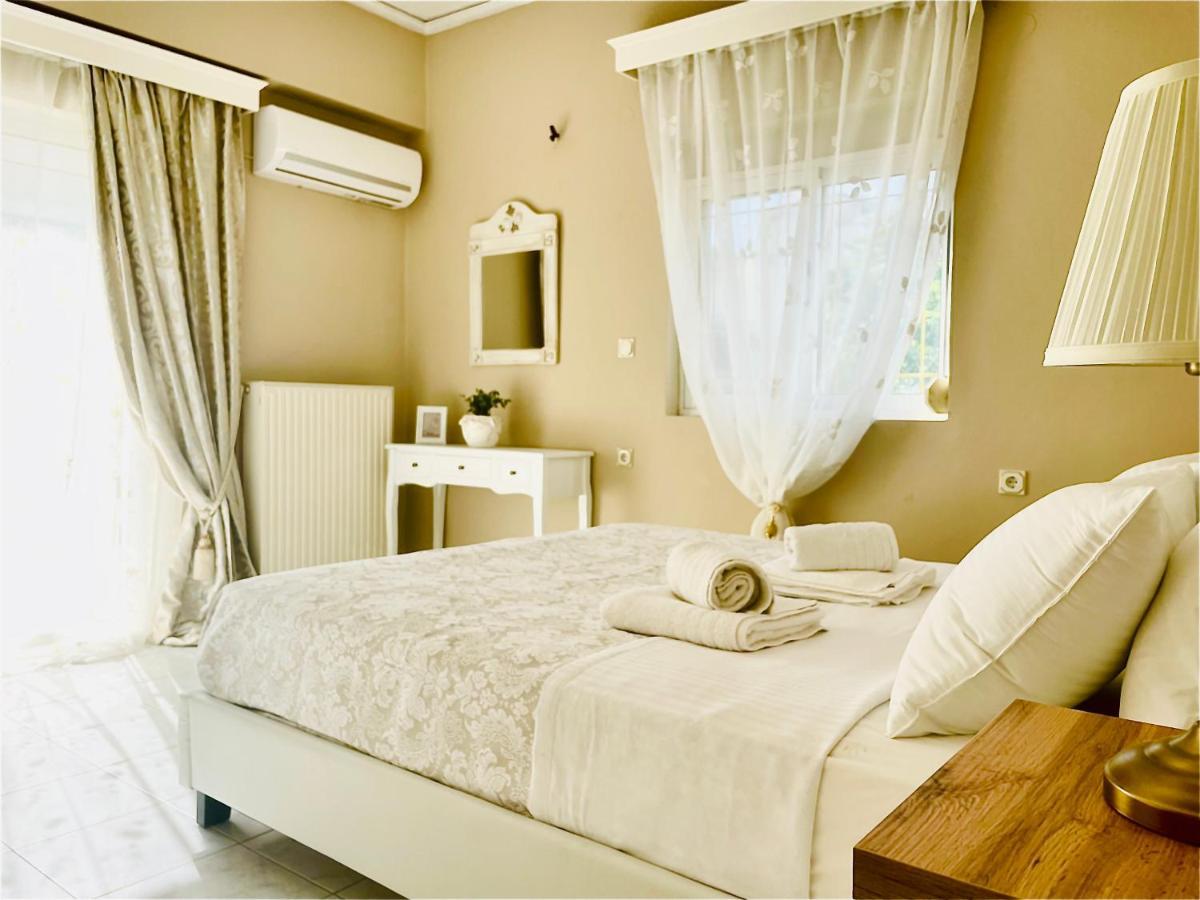 Christina_Apt Chania  Luaran gambar