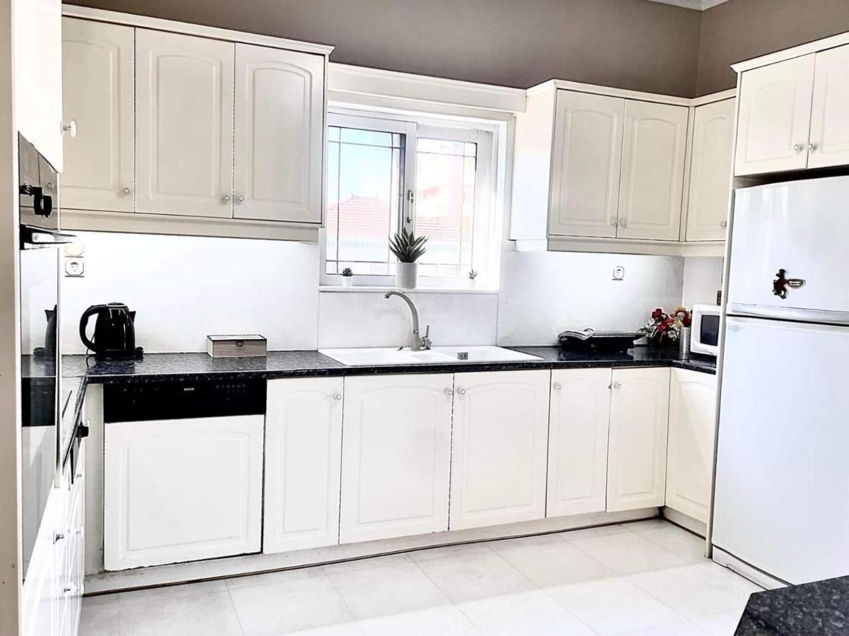 Christina_Apt Chania  Luaran gambar